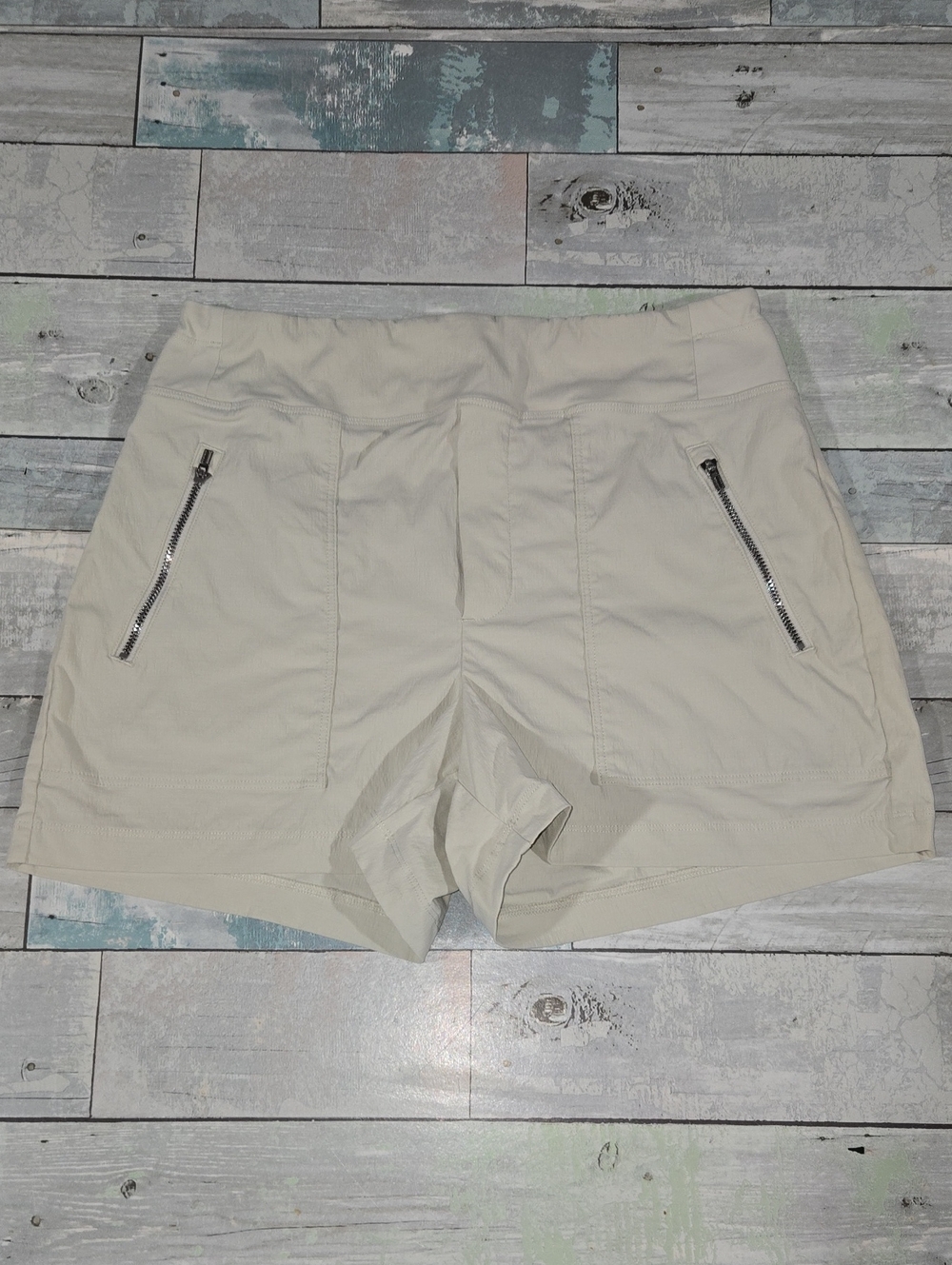 ATHLETA Shorts Size 6
